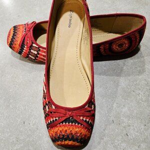 ZIGI SOHO Women's Colorful Embroidered Ballet Slip-On Flats - Size 9.5M